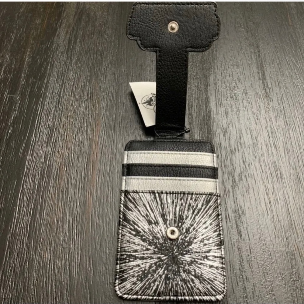 Disney Parks Star Wars Card Holder NEW - Picture 3 of 4